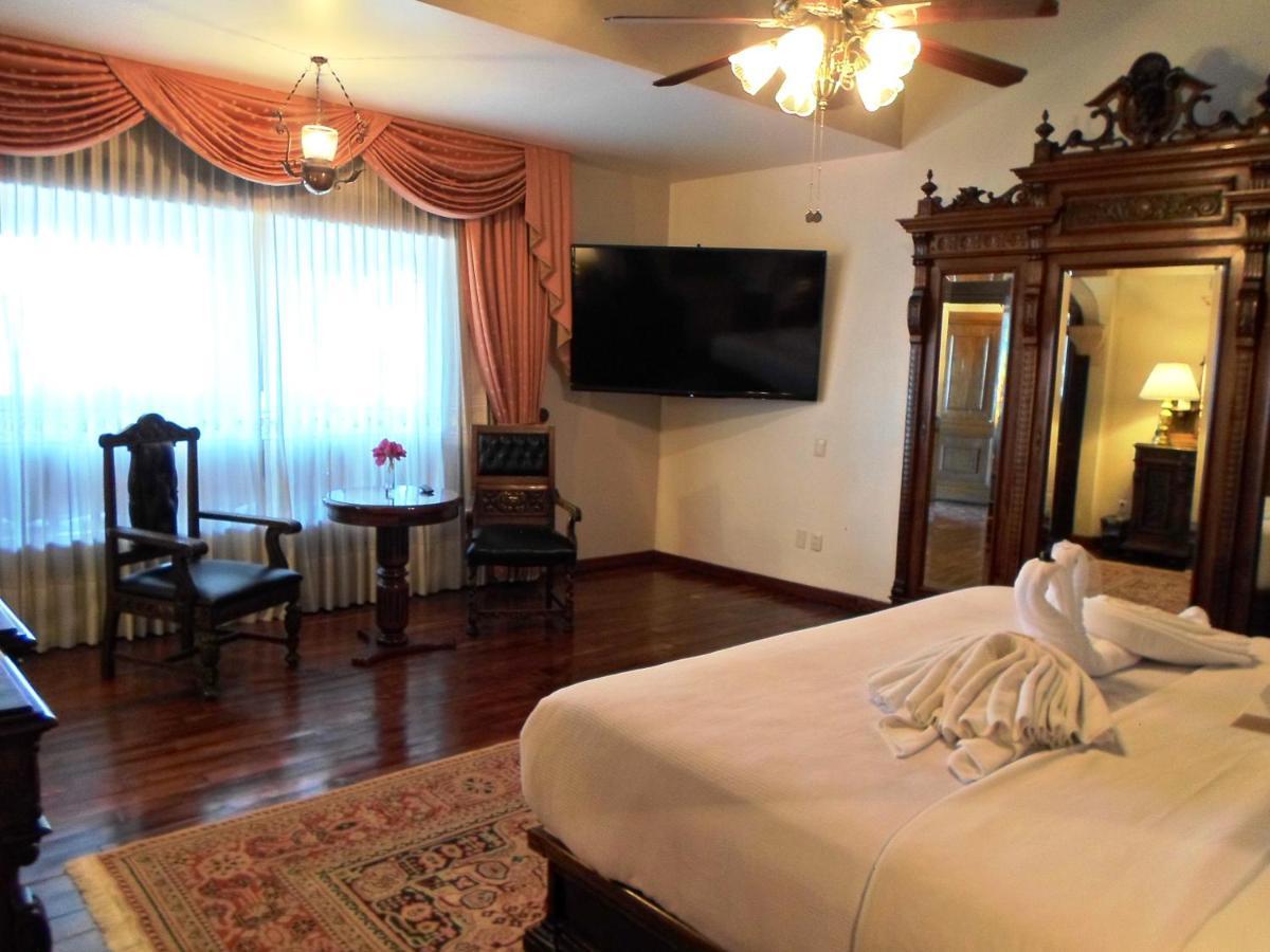 Virrey De Mendoza Hotel Morelia Szoba fotó