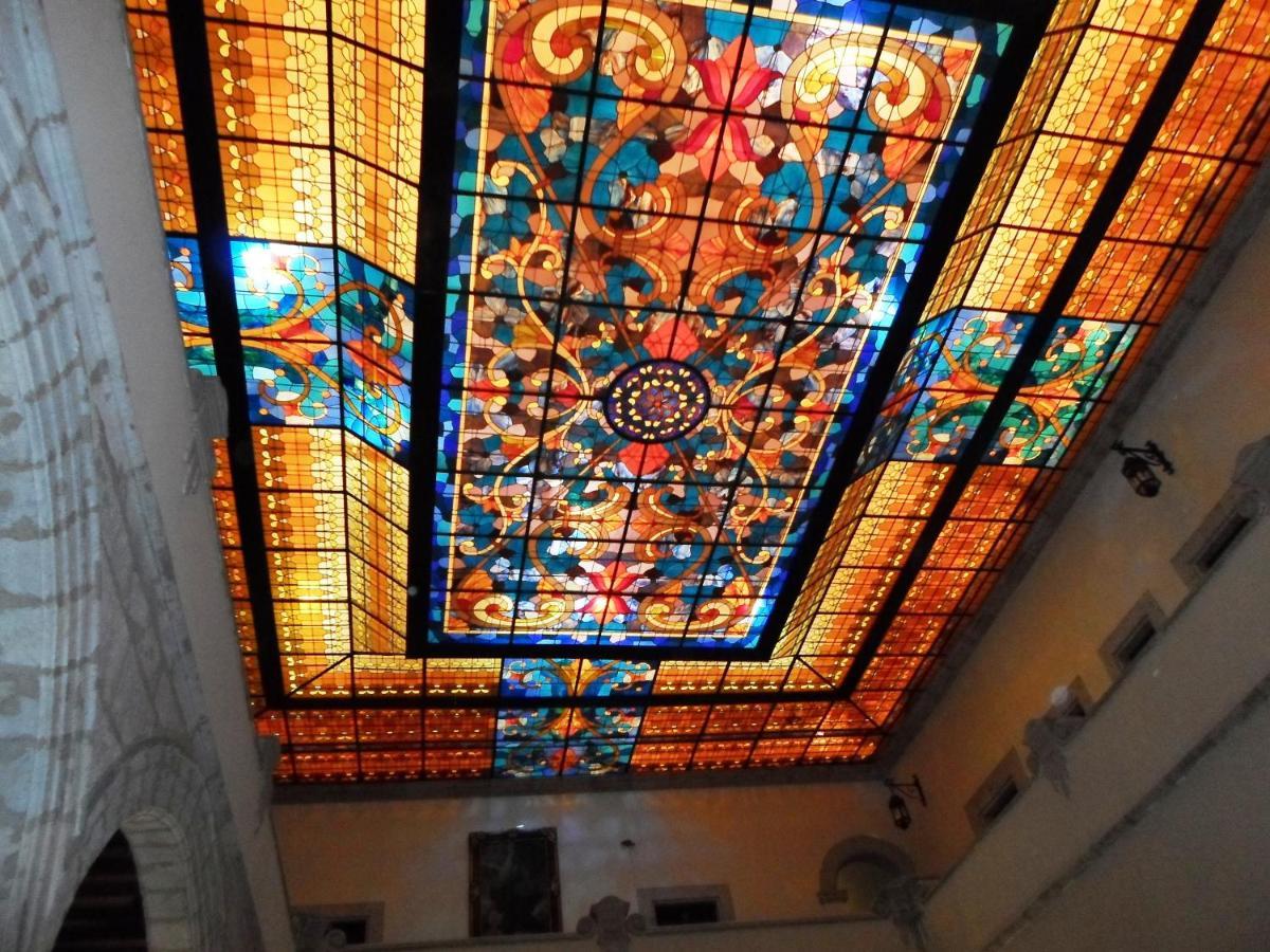 Virrey De Mendoza Hotel Morelia Kültér fotó