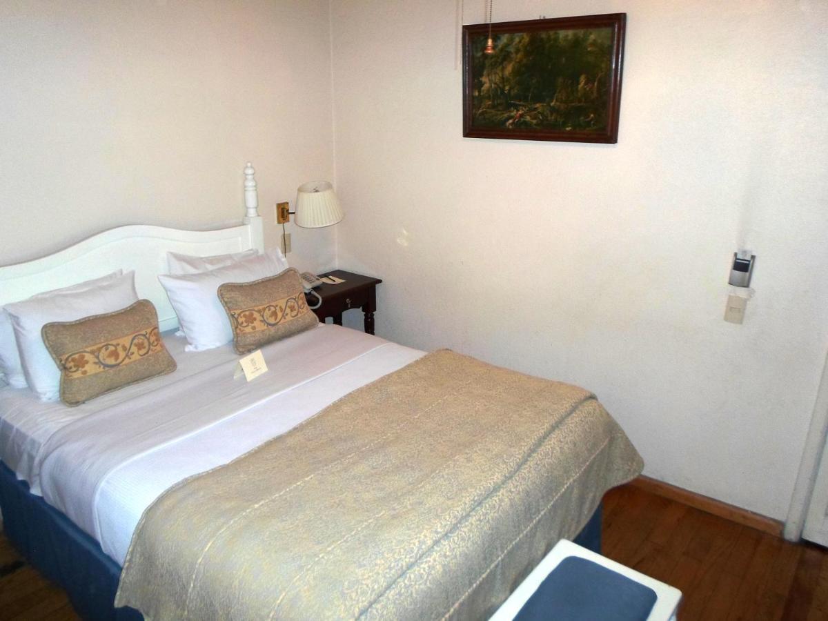 Virrey De Mendoza Hotel Morelia Szoba fotó